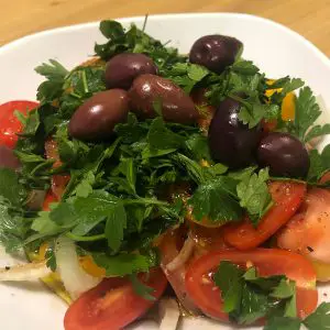 Onion tomato salad